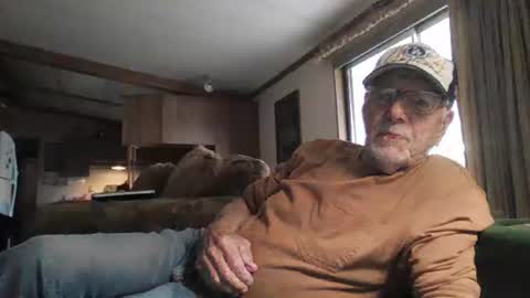 doingmyself69 online show from 04-09-26, 05:18