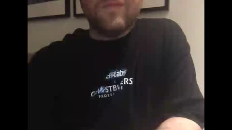 Snapshot of dolce555 chatting on 02-02-25, 05:37 dolce555 online show from 02-02-25, 05:37