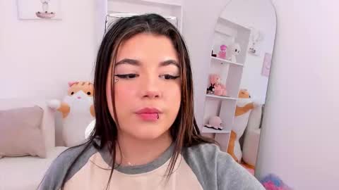 Snapshot of dolce_antonellaa chatting on 09-09-25, 01:16 antonella online show from 09-09-25, 01:16