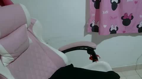 doll78latin online show from 02-19-26, 01:56