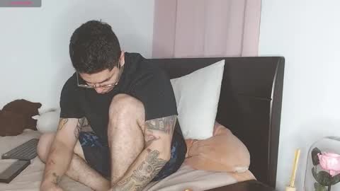 Snapshot of doll_and_sex chatting on 01-17-25, 03:23 Auro and Santiago online show from 01-17-25, 03:23