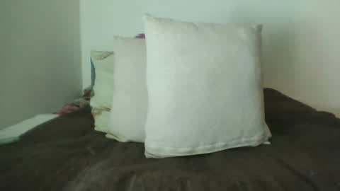 doll_dollys_ online show from 05-08-26, 06:13