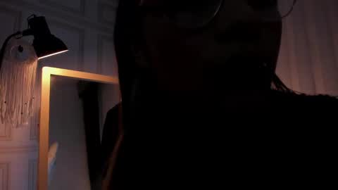 doll_isa_ online show from 09-14-25, 07:13