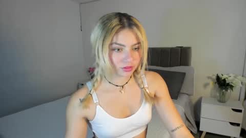 doll_oriana online show from 09-25-25, 08:01