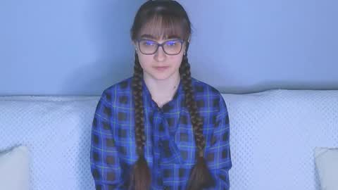 Snapshot of doll_tessa chatting on 02-17-26, 04:24 Tessa online show from 02-17-26, 04:24