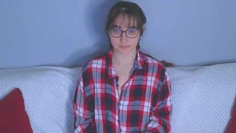 Snapshot of doll_tessa chatting on 03-12-26, 06:14 Tessa online show from 03-12-26, 06:14