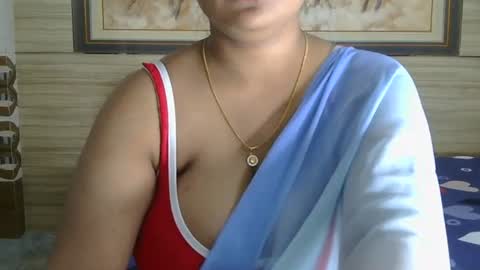 dolly_2 online show from 02-13-25, 10:44