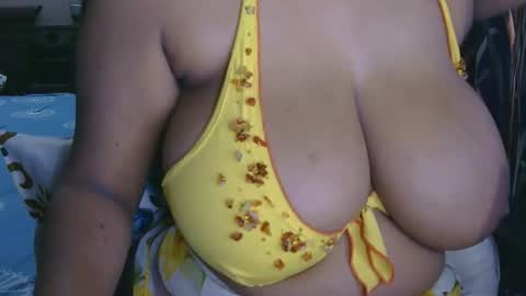 dolly_2 online show from 11-20-25, 04:01