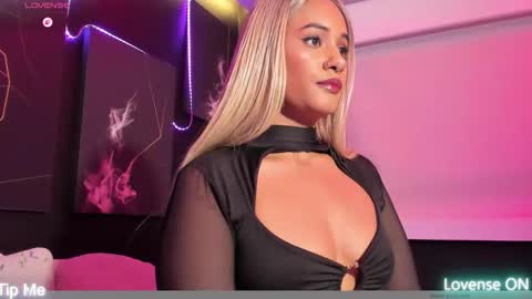 Snapshot of dolly_brownc chatting on 12-21-25, 11:34 dolly_brownc online show from 12-21-25, 11:34