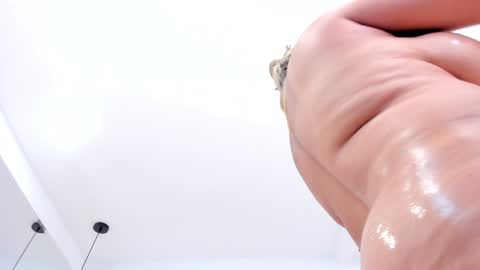 dolly walker online show from 01-31-25, 08:01