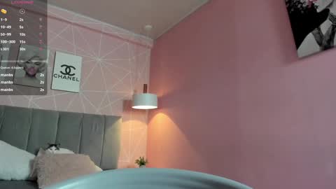 Call me Zoe  online show from 01-30-25, 11:24