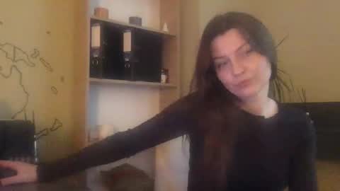 DollyRoma online show from 12-01-25, 11:59