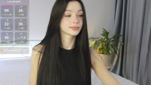 Snapshot of dollyvega chatting on 01-23-25, 09:50 Dolly online show from 01-23-25, 09:50