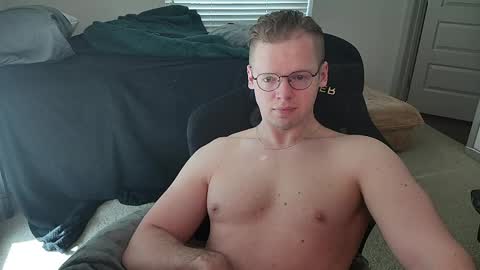 Snapshot of doloresman chatting on 05-26-26, 03:19 doloresman online show from 05-26-26, 03:19
