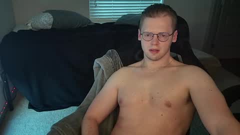 Snapshot of doloresman chatting on 06-05-26, 01:23 doloresman online show from 06-05-26, 01:23