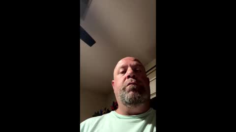 Snapshot of dolphin22356 chatting on 11-08-25, 09:42 Ben Dover online show from 11-08-25, 09:42