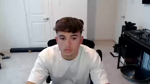 Dom online show from 10-16-25, 09:49