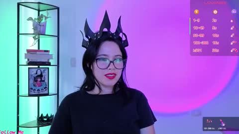 Snapshot of domgiirl chatting on 03-07-26, 09:12 Mistress online show from 03-07-26, 09:12