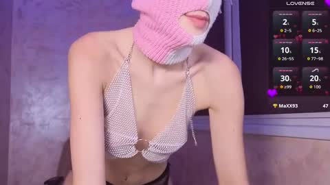 domiiniicana online show from 11-08-25, 04:29