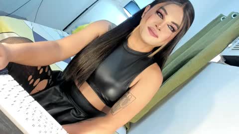 ANGELA online show from 09-23-25, 12:13