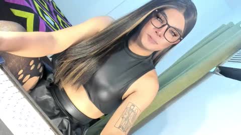 ANGELA online show from 10-15-25, 08:58