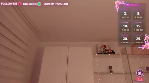 Snapshot of domina_deivis chatting on 02-06-25, 06:40 I WILL BE BACK ON WEDNESDAY DECEMBER 4 0100AM COLOMBIA TIME online show from 02-06-25, 06:40