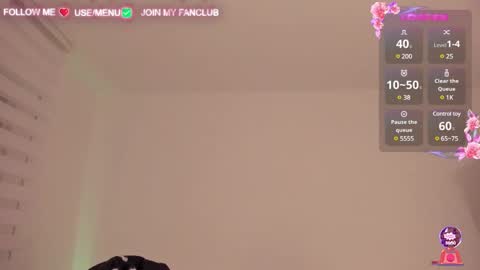 Snapshot of domina_deivis chatting on 02-12-25, 06:29 I WILL BE BACK ON WEDNESDAY DECEMBER 4 0100AM COLOMBIA TIME online show from 02-12-25, 06:29