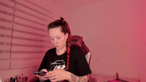 Snapshot of domina_deivis chatting on 02-22-25, 05:12 I WILL BE BACK ON WEDNESDAY DECEMBER 4 0100AM COLOMBIA TIME online show from 02-22-25, 05:12