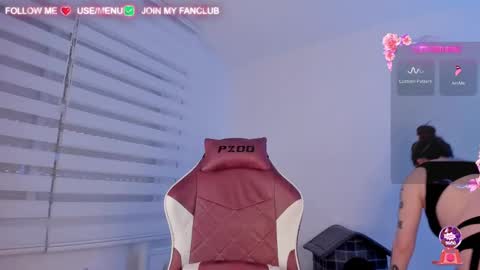 Snapshot of domina_deivis chatting on 03-06-25, 06:52 I WILL BE BACK ON WEDNESDAY DECEMBER 4 0100AM COLOMBIA TIME online show from 03-06-25, 06:52