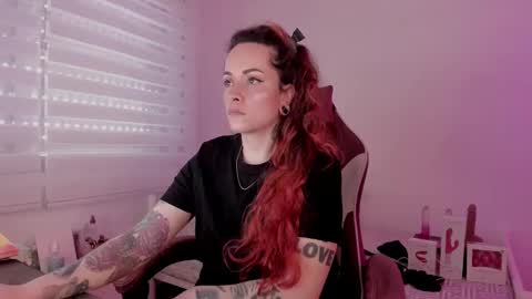 Snapshot of domina_deivis chatting on 03-12-25, 10:05 I WILL BE BACK ON WEDNESDAY DECEMBER 4 0100AM COLOMBIA TIME online show from 03-12-25, 10:05