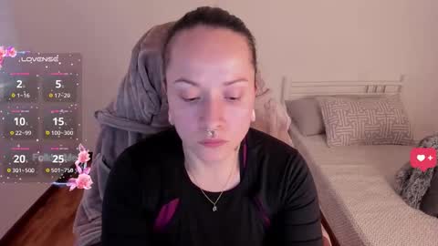 Snapshot of domina_deivis chatting on 11-21-25, 01:54 I WILL BE BACK ON WEDNESDAY DECEMBER 4 0100AM COLOMBIA TIME online show from 11-21-25, 01:54