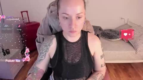 Snapshot of domina_deivis chatting on 12-05-25, 01:52 I WILL BE BACK ON WEDNESDAY DECEMBER 4 0100AM COLOMBIA TIME online show from 12-05-25, 01:52