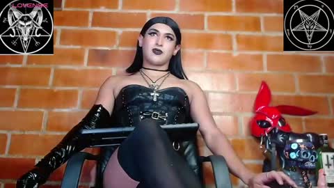 Lilith online show from 01-25-25, 03:40