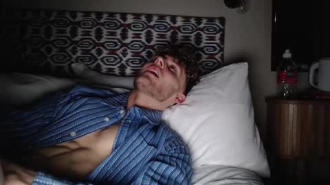 Alex...  online show from 02-04-25, 11:16