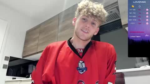 Alex...  online show from 09-08-25, 09:25