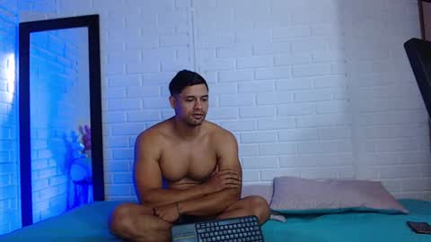 Snapshot of dominc_berry chatting on 02-27-25, 12:23 Dominc berry online show from 02-27-25, 12:23