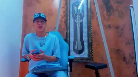 Snapshot of dominic_bigcock19_ chatting on 12-22-25, 06:43 dominic_bigcock19_ online show from 12-22-25, 06:43