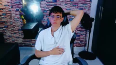 Snapshot of dominic_carminex chatting on 10-11-25, 01:09 dominic_carminex online show from 10-11-25, 01:09