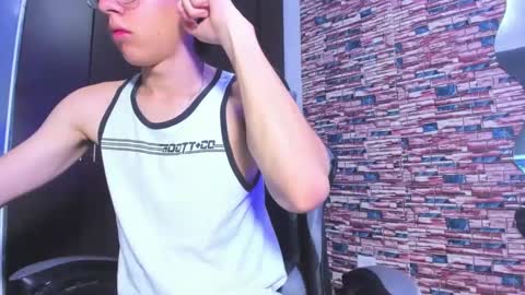 Snapshot of dominic_carminex chatting on 10-19-25, 01:56 dominic_carminex online show from 10-19-25, 01:56