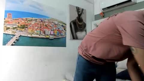 DOMI online show from 02-09-26, 03:43