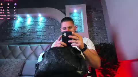 dominic de luca online show from 10-08-25, 03:59