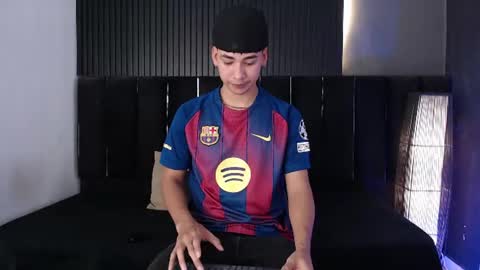 Dominic online show from 07-18-26, 08:34