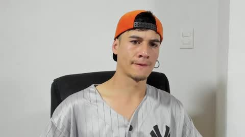 Your real love online show from 04-20-26, 01:19