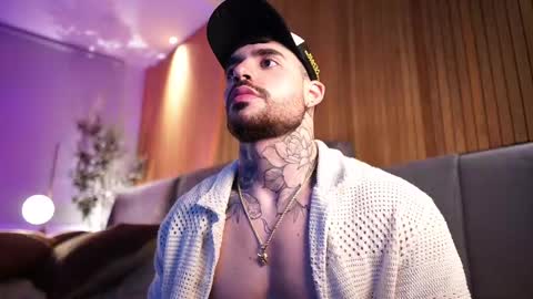 Dominic Sullivan online show from 03-03-25, 03:41