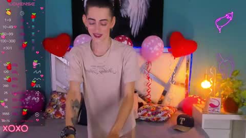 Dominic online show from 02-20-25, 02:46