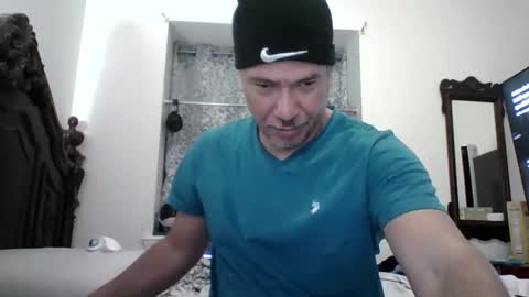 luis online show from 01-14-26, 03:23