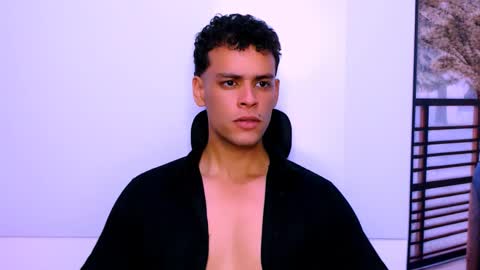 Dominic online show from 10-07-25, 07:11