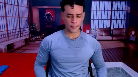 Dominic online show from 10-11-25, 07:01