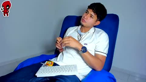 Snapshot of dominick_king chatting on 05-09-26, 01:55 Dominic online show from 05-09-26, 01:55
