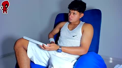 Snapshot of dominick_king chatting on 06-03-26, 02:03 Dominic online show from 06-03-26, 02:03